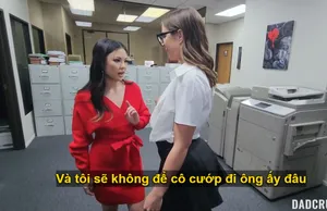 Em gái lồn không lông sướng há mồm với cặc bự của anh họ